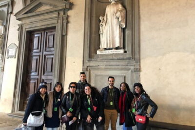 Uffizi Gallery Small Group Tour with Guide - Priority entry and security: the real logistics